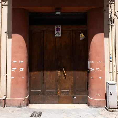 Amas Loft Abate Gimma アパート